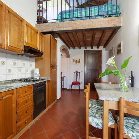 Flat With Swimming Pool And Air Conditioning Apartment *